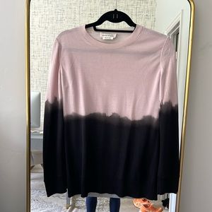 Gorgeous Alexander McQueen light knit sweater